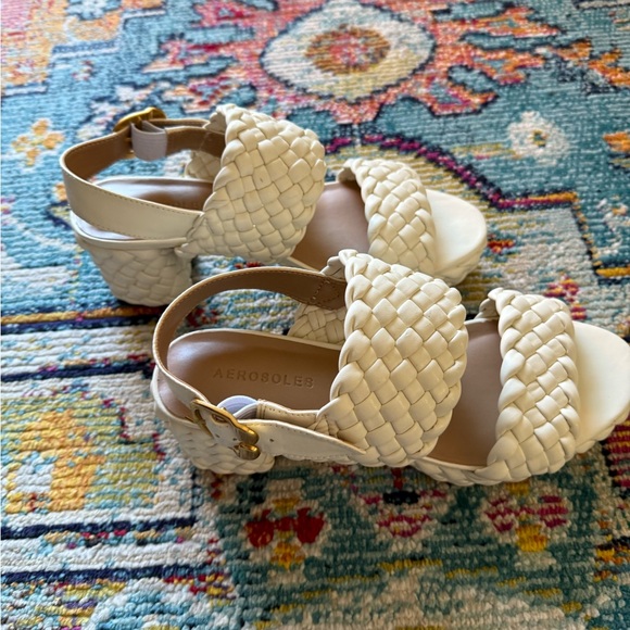 Aerosoles Camera Women’s White Sandals - Picture 4 of 12